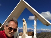 62 Con la Madonnina del Passo di Salmurano